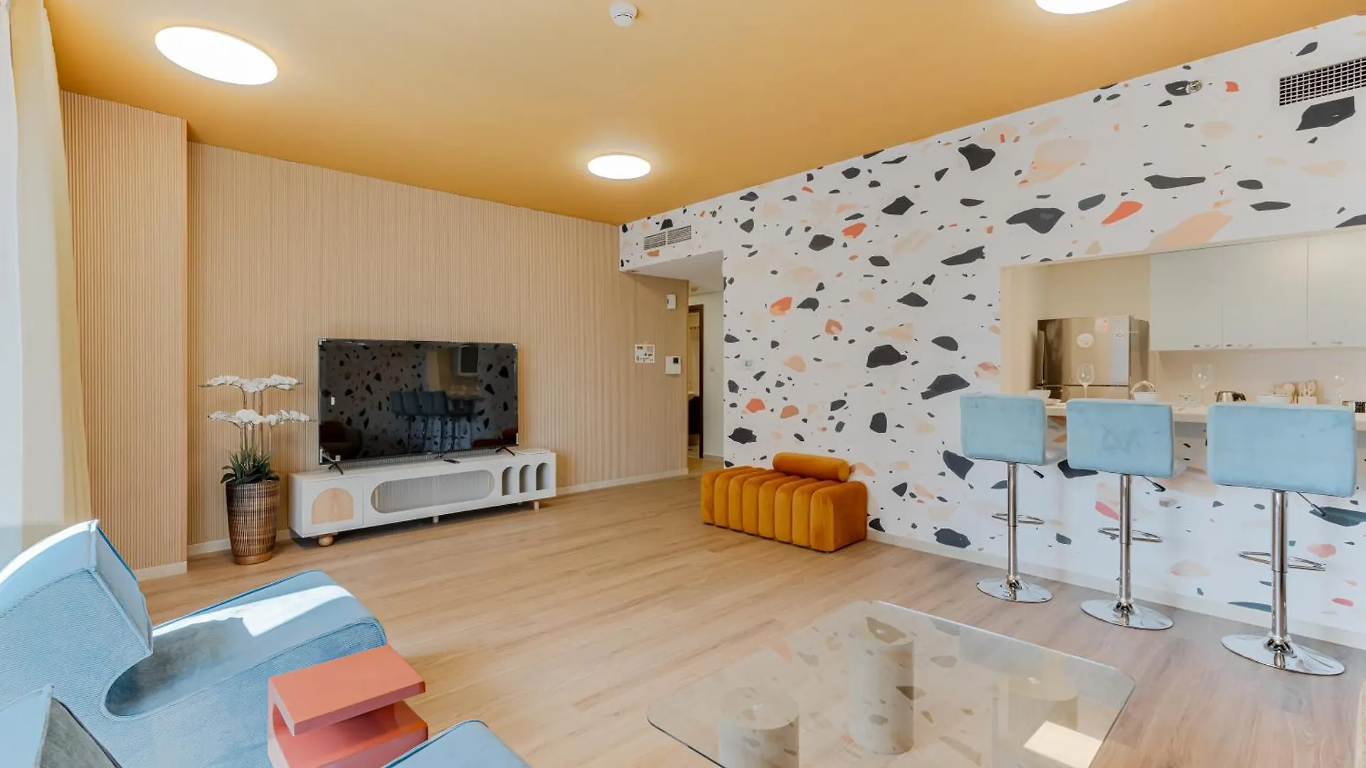 Marina Tower Suites & Residences Дубай