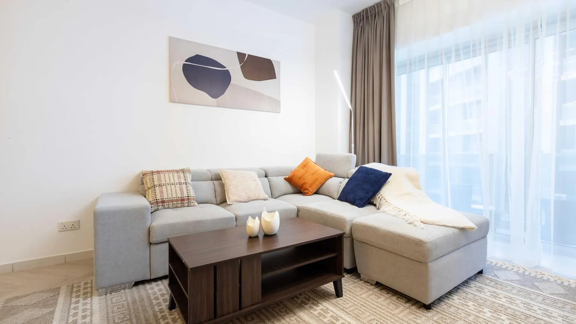 Marina Tower Suites & Residences Dubai 0*,