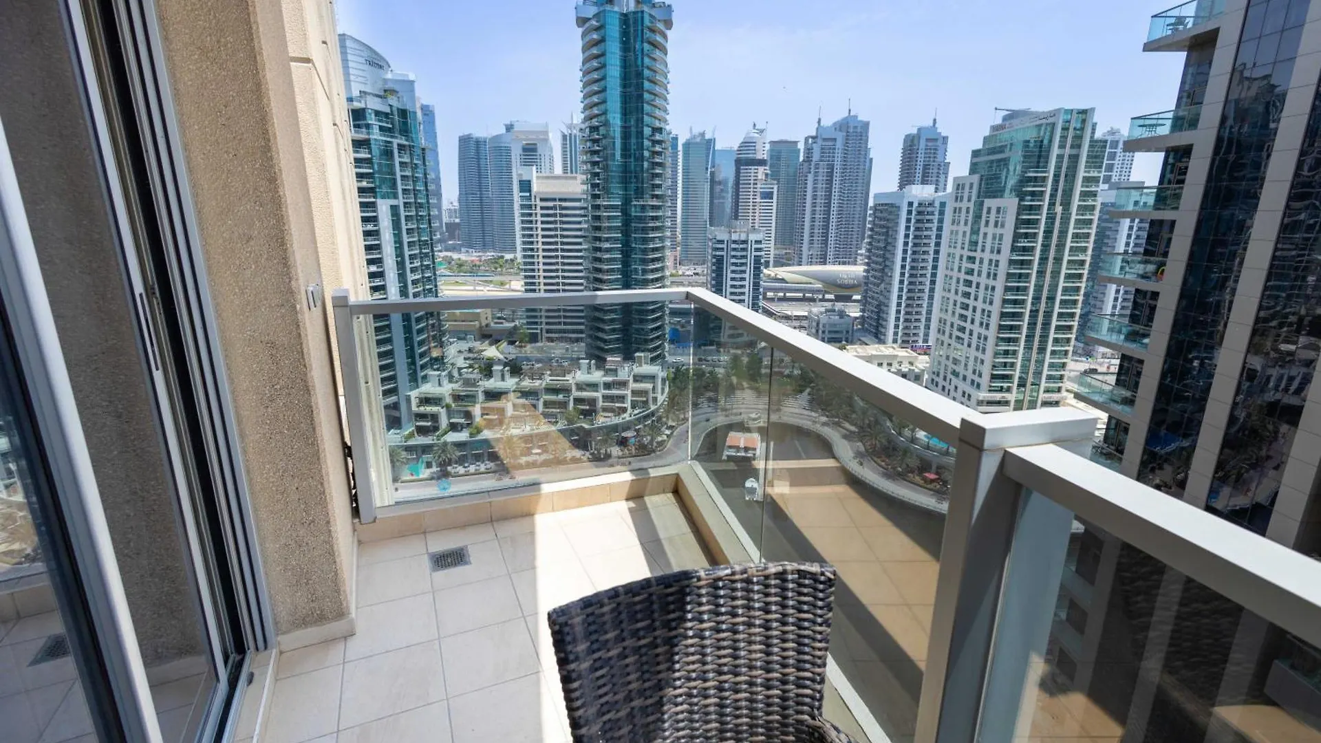 Marina Tower Suites & Residences Dubai Emirati Arabi Uniti